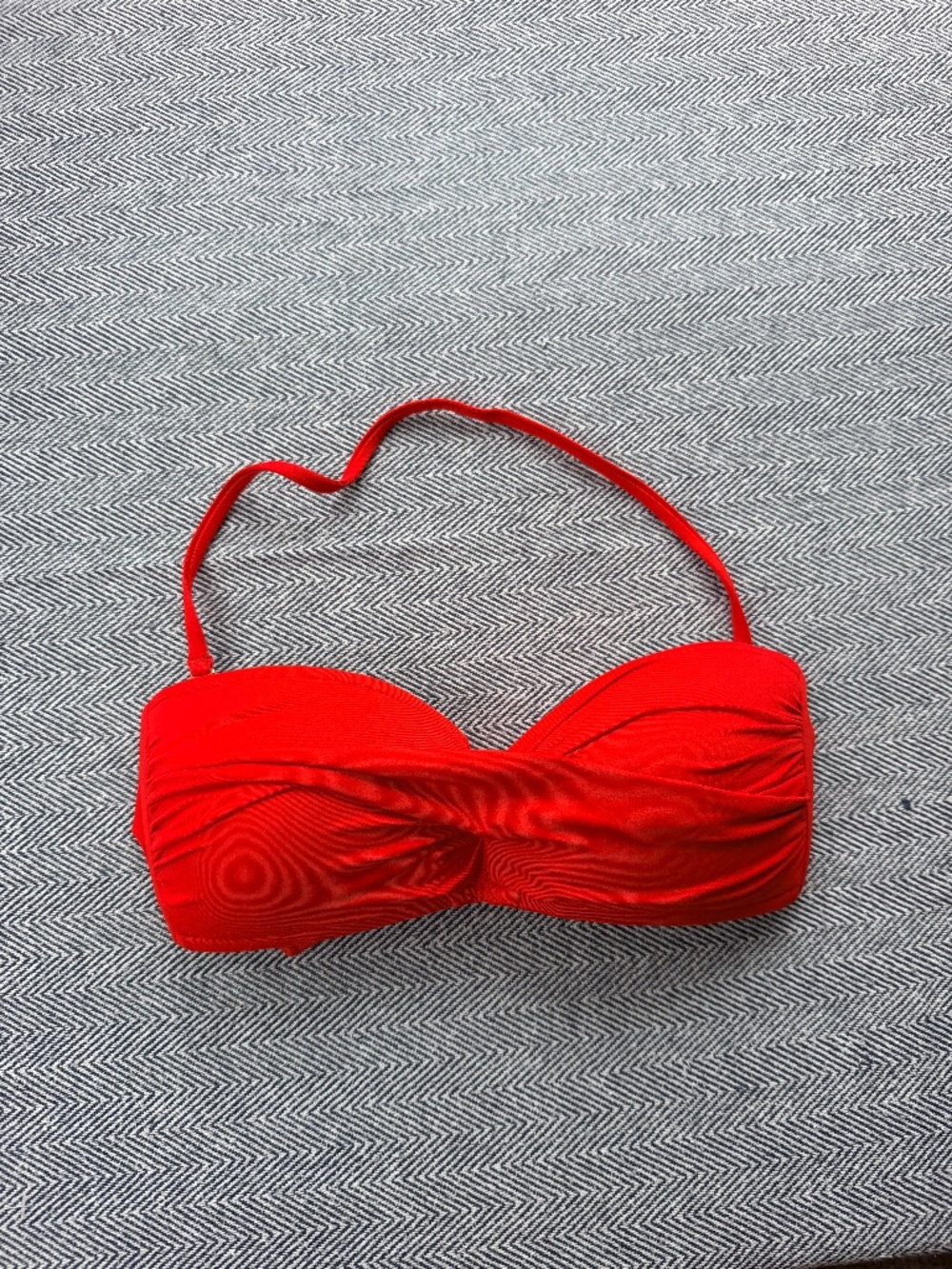 LA BLANCA Red Bikini Top